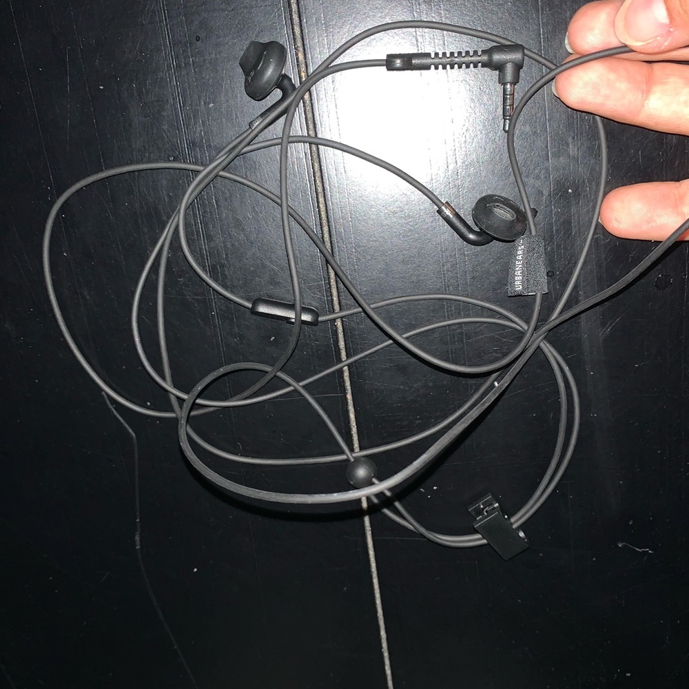 Peloton headphones